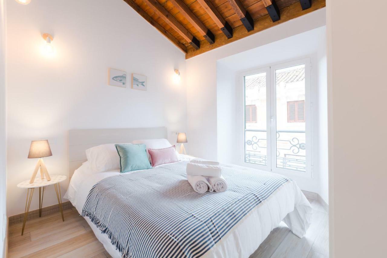Hola Malaga Catedral Apartment Exterior foto